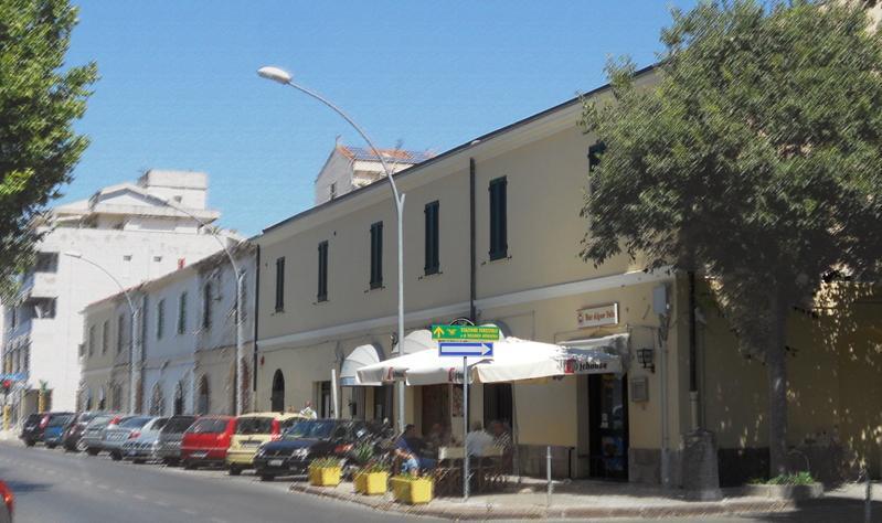 Guest House Efisio Алгеро Екстериор снимка